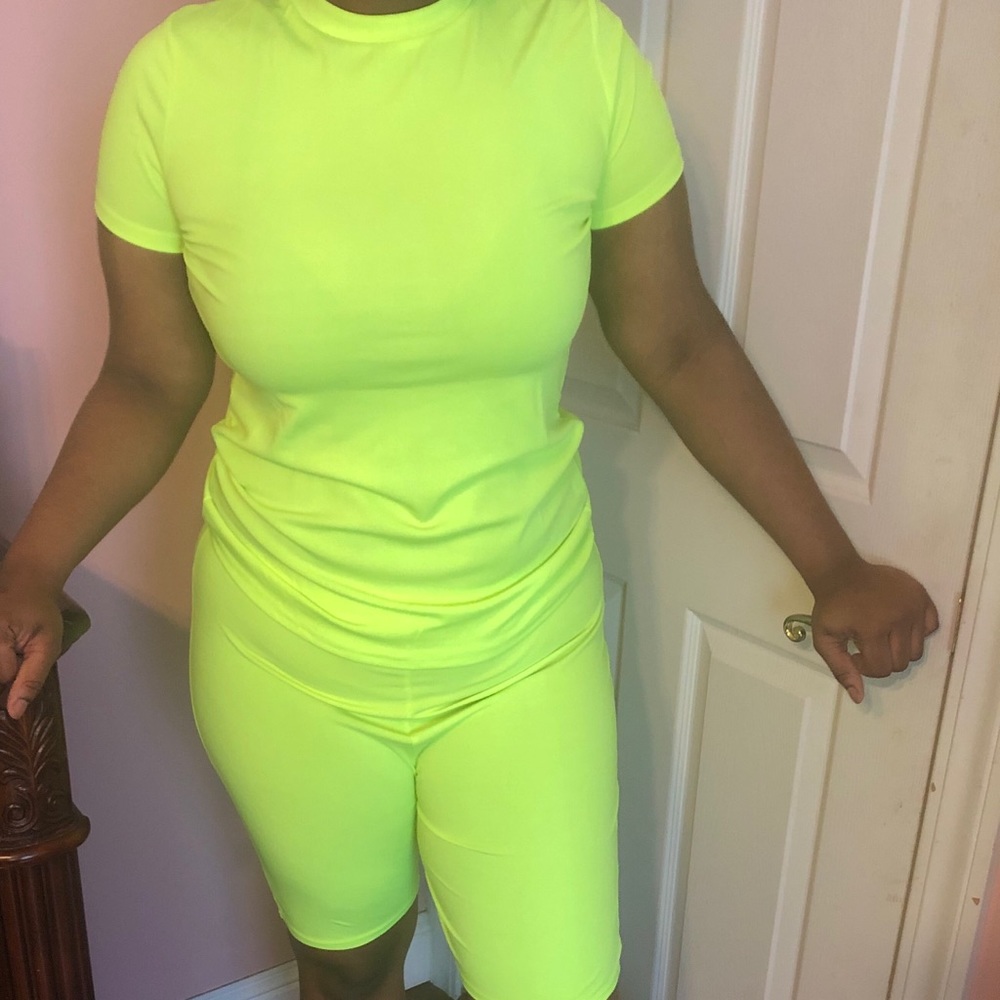 2 pc short set